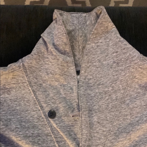 Gently used Old Navy cardigan - Men’s size XXL - Picture 6 of 6